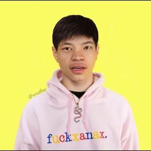 Meet your Posher, Juan